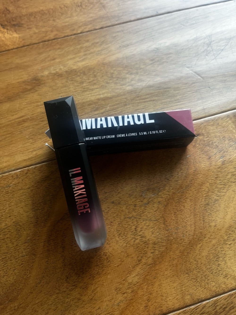 IL MAKIAGE Infinity Lip Cream Long-Wear Matte Lip Color in Matte Royal - NIB